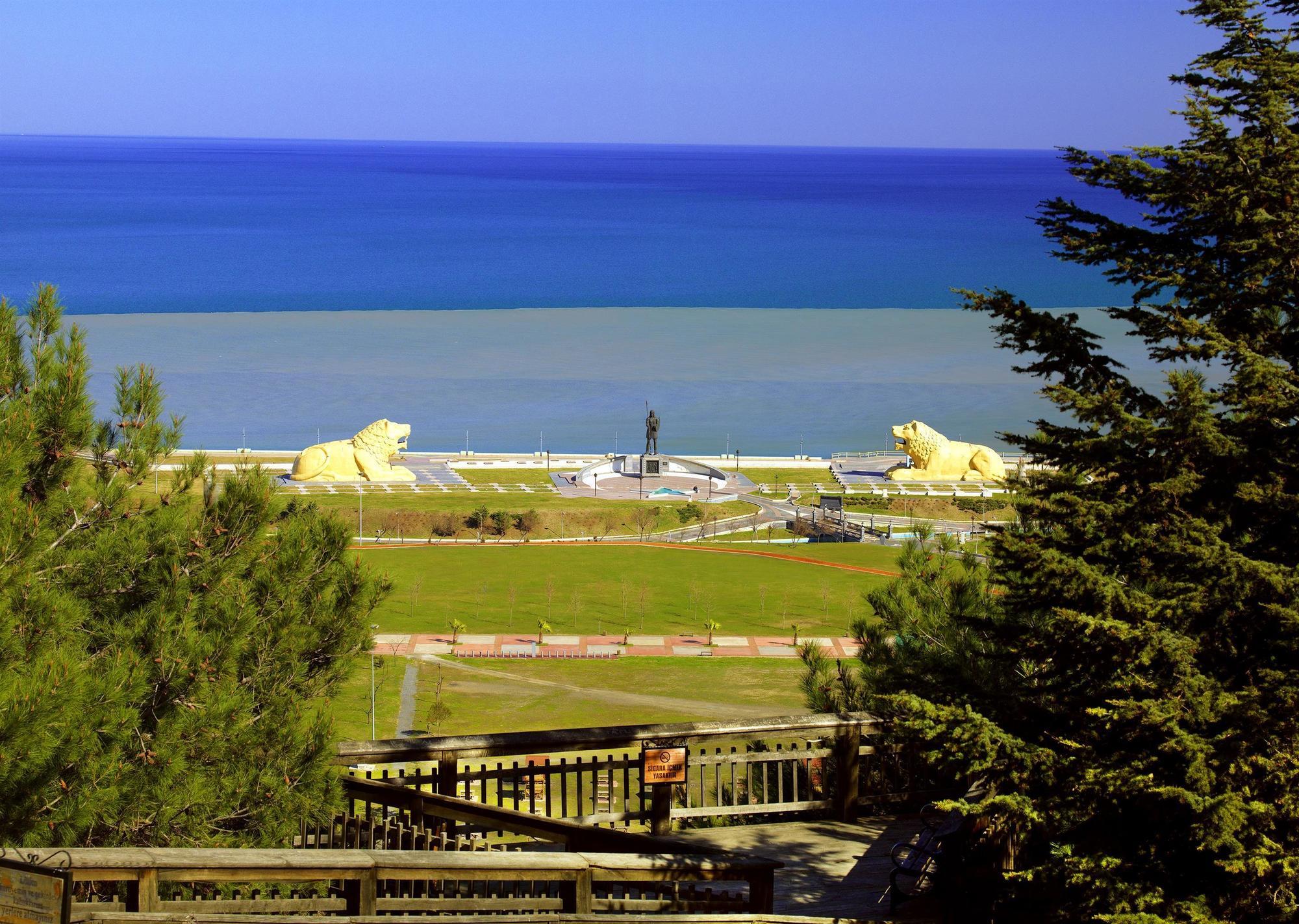 Sheraton Grand Samsun Hotel Extérieur photo